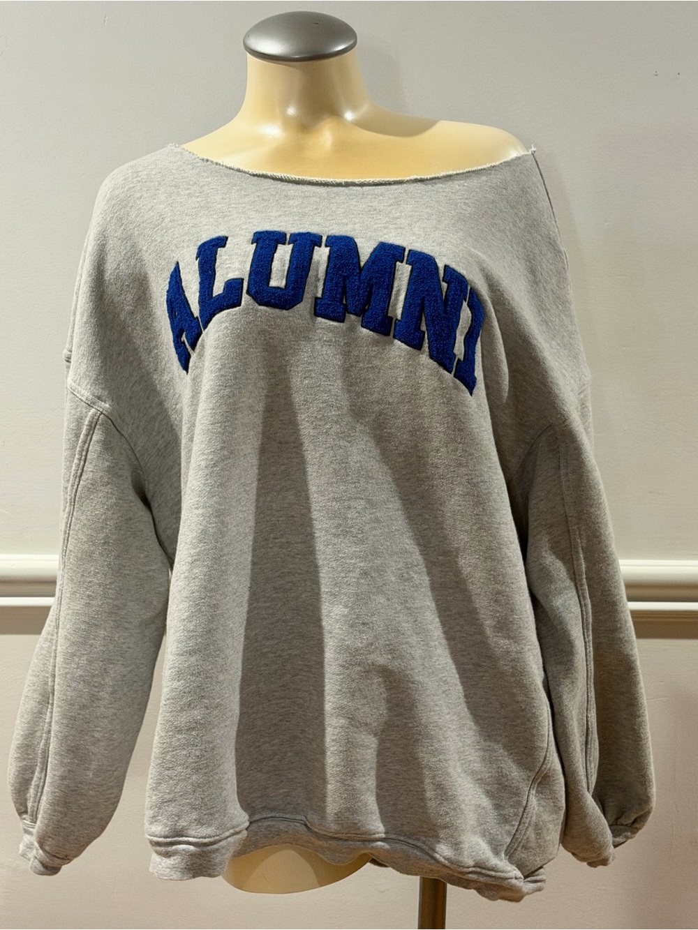 Aerie ALUMNI Oversized Grey Hoodie Raw Neckline Pullover Sz Small Comfy Casual
